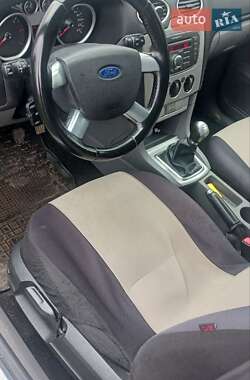 Универсал Ford Focus 2010 в 