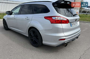 Универсал Ford Focus 2013 в 