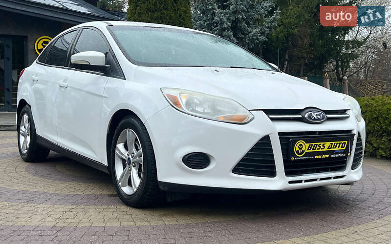 Седан Ford Focus 2014 в 
