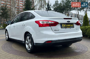 Седан Ford Focus 2014 в 