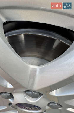 Универсал Ford Focus 2013 в 