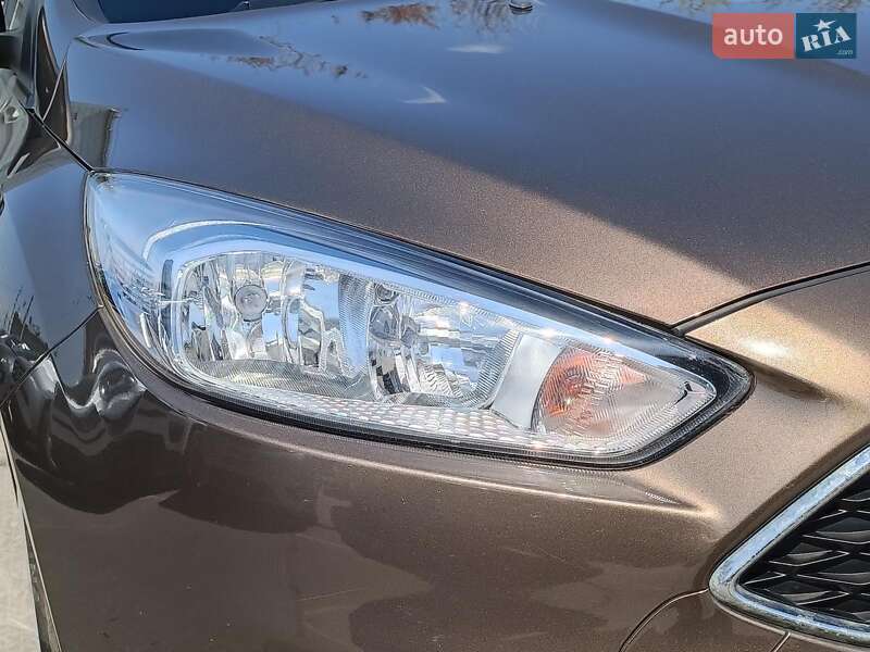 Хэтчбек Ford Focus 2016 в Харькове