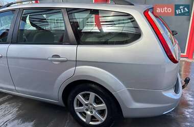 Универсал Ford Focus 2010 в 