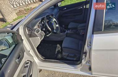 Хэтчбек Ford Focus 2010 в Голованевске