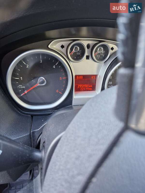 Хэтчбек Ford Focus 2010 в Голованевске