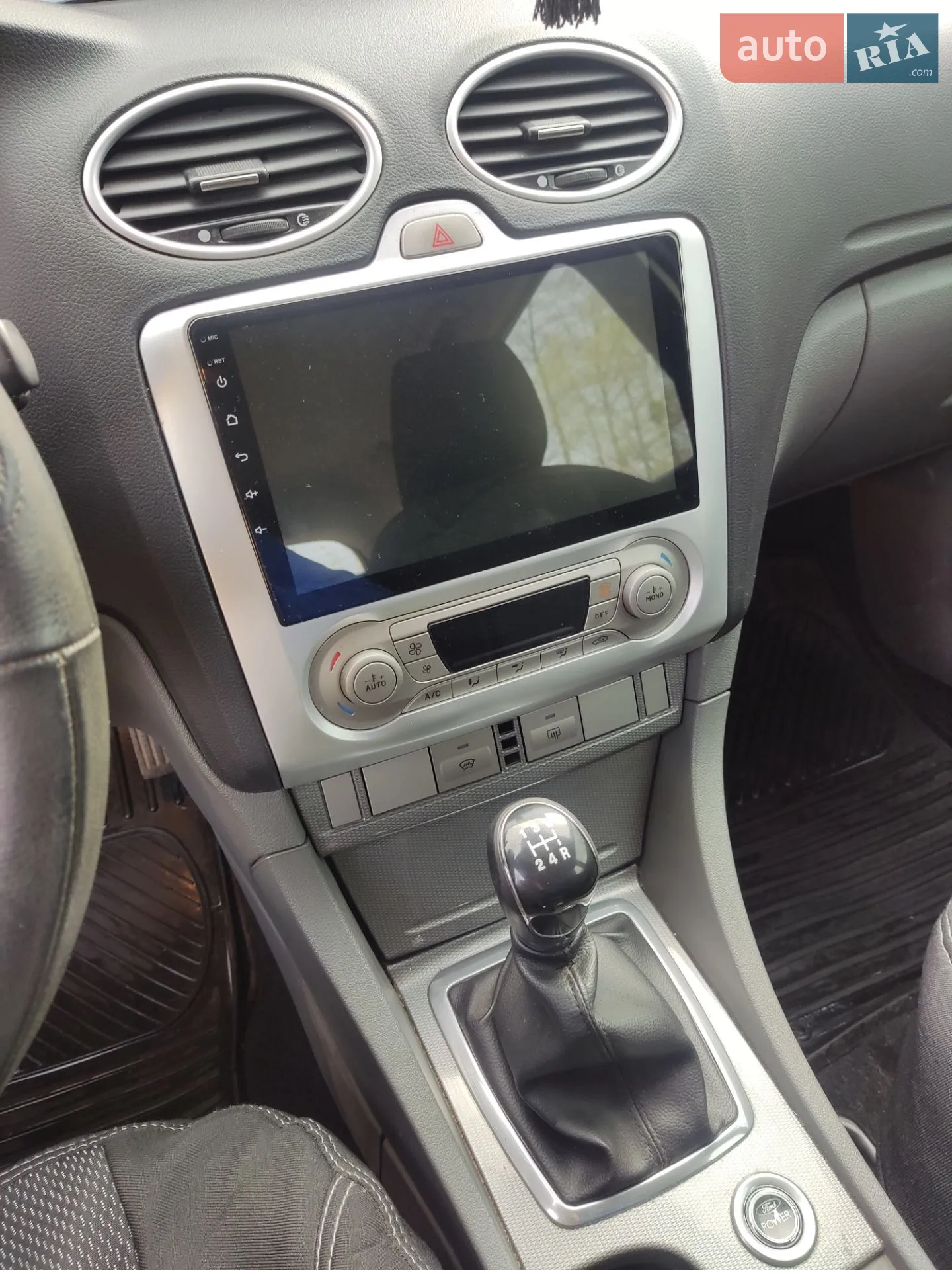 2010 Ford Focus - мініатюра 5