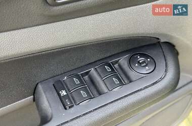Седан Ford Focus 2005 в 