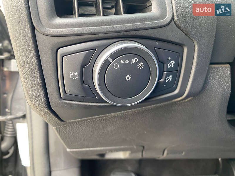 Седан Ford Focus 2018 в Одессе