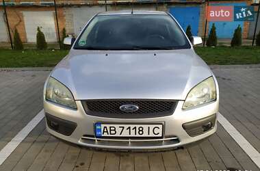 Хэтчбек Ford Focus 2006 в 