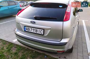 Хэтчбек Ford Focus 2006 в 
