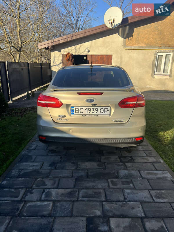 Седан Ford Focus 2016 в Новому Розділі