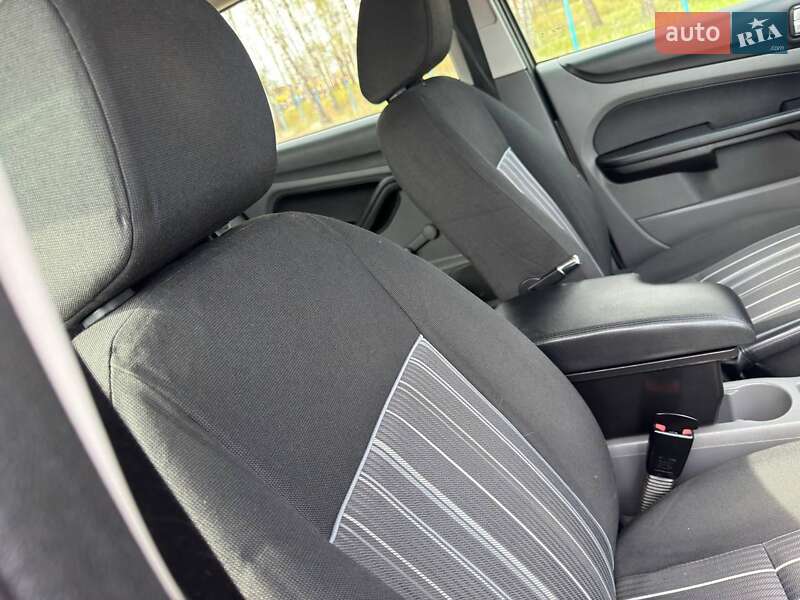 Универсал Ford Focus 2010 в Ахтырке