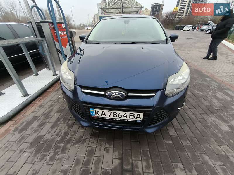 Седан Ford Focus 2012 в Киеве фото 15 Седан Ford Focus 2012 в Киеве