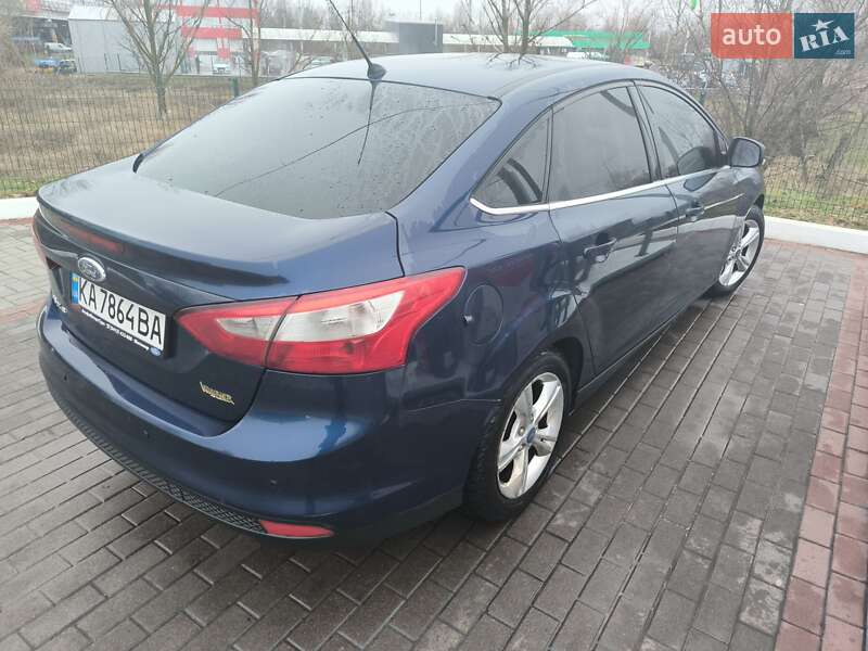 Седан Ford Focus 2012 в Киеве фото 18 Седан Ford Focus 2012 в Киеве