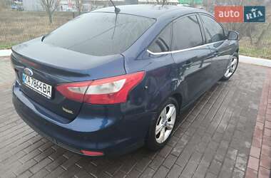 Седан Ford Focus 2012 в 