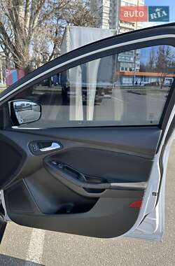 Седан Ford Focus 2017 в 