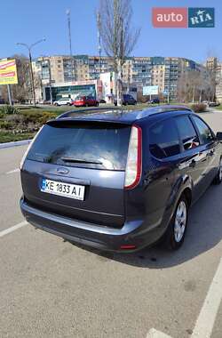 Универсал Ford Focus 2010 в 