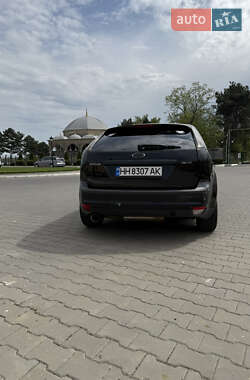 Хэтчбек Ford Focus 2005 в 