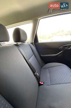 Универсал Ford Focus 2003 в 