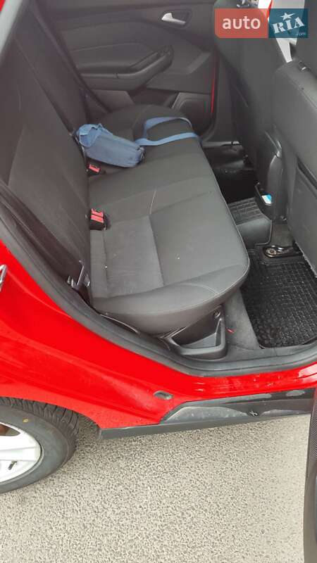 Седан Ford Focus 2015 в Львові фото 15 Седан Ford Focus 2015 в Львові