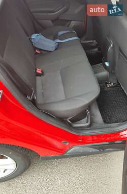 Седан Ford Focus 2015 в 