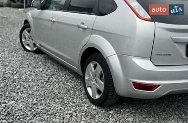 Хэтчбек Ford Focus 2008 в 
