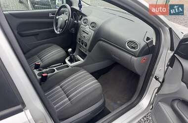 Хэтчбек Ford Focus 2008 в 
