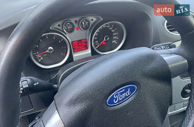 Универсал Ford Focus 2011 в 