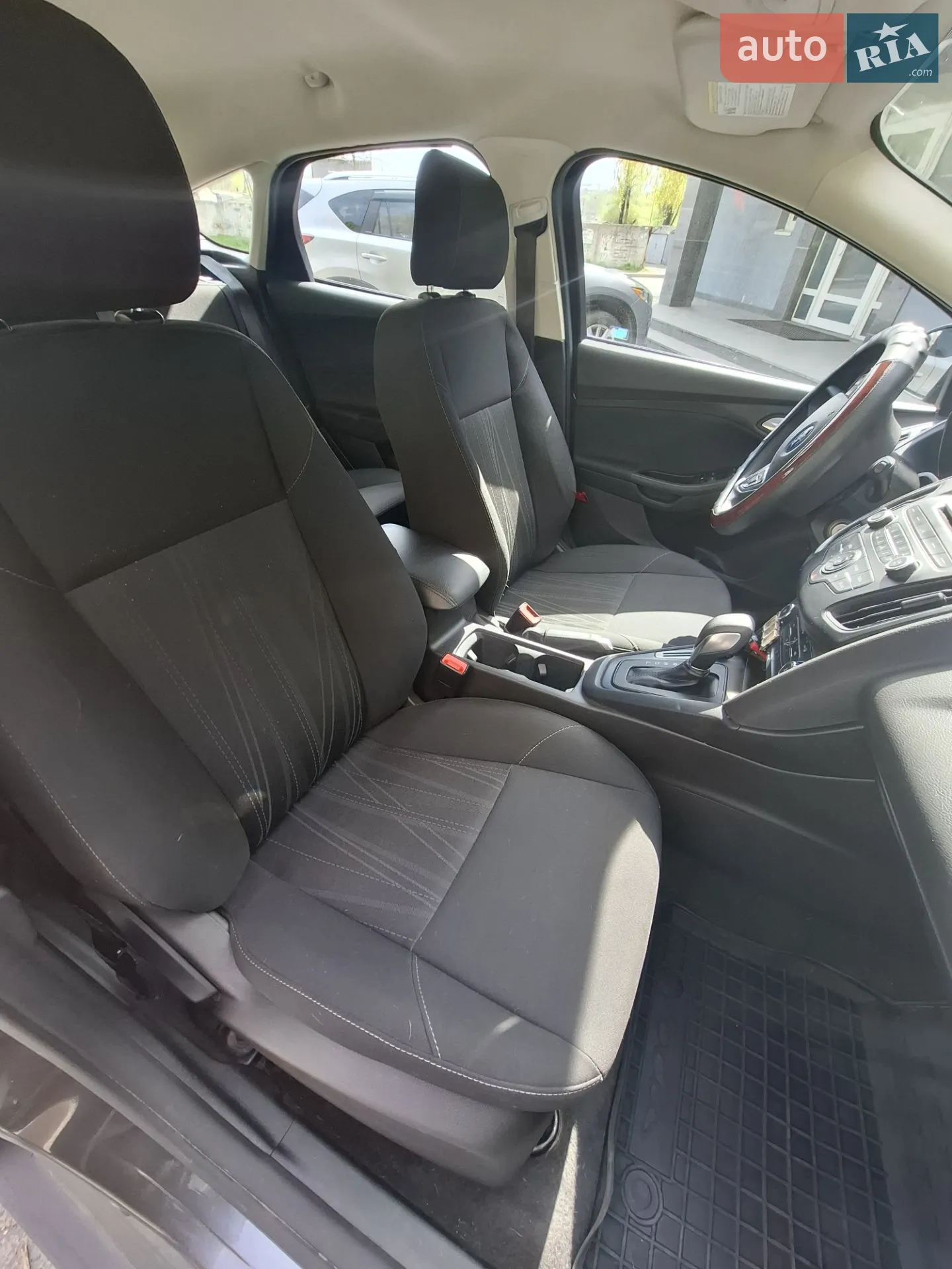2016 Ford Focus - мініатюра 16