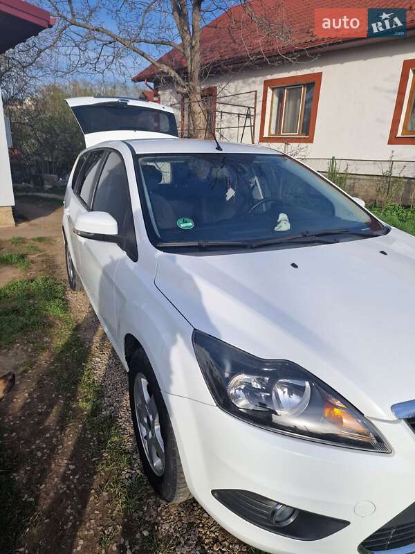 Универсал Ford Focus 2008 в Надворной