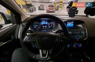 Универсал Ford Focus 2015 в 