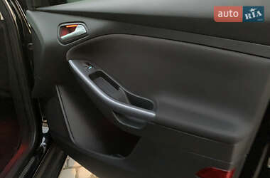 Универсал Ford Focus 2014 в 