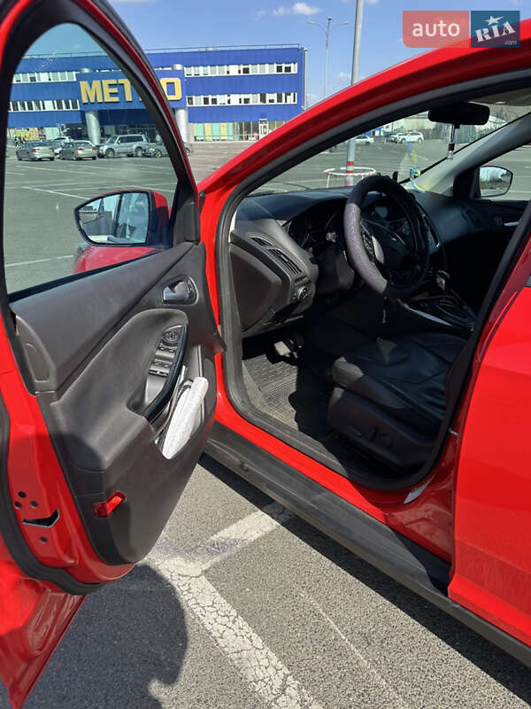 Хетчбек Ford Focus 2015 в Києві