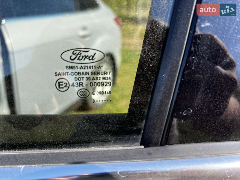 Седан Ford Focus 2013 в Хмельницком