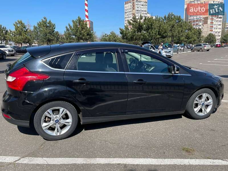 Хэтчбек Ford Focus 2013 в Одессе