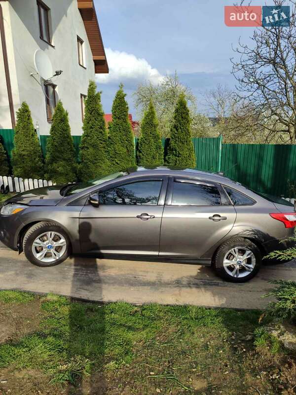 Седан Ford Focus 2013 в Львові фото 2 Седан Ford Focus 2013 в Львові