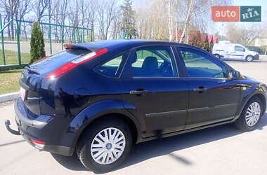 Хэтчбек Ford Focus 2006 в 