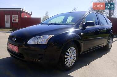 Хэтчбек Ford Focus 2006 в 