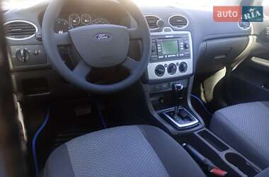 Хэтчбек Ford Focus 2006 в 