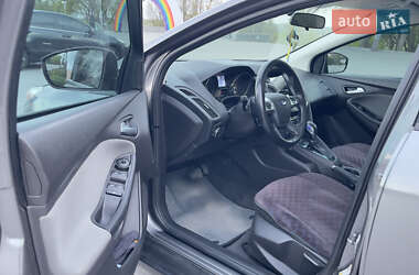 Седан Ford Focus 2014 в 