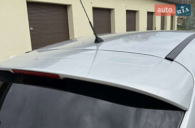 Хетчбек Ford Focus 2014 в 