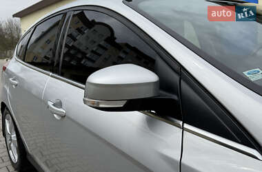 Хетчбек Ford Focus 2014 в 
