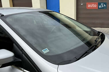 Хетчбек Ford Focus 2014 в 