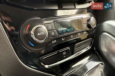 Хетчбек Ford Focus 2014 в 