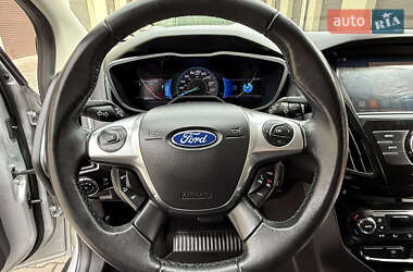 Хетчбек Ford Focus 2014 в 
