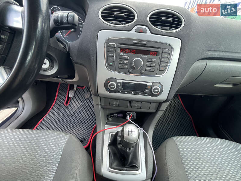 Универсал Ford Focus 2007 в Нововолынске