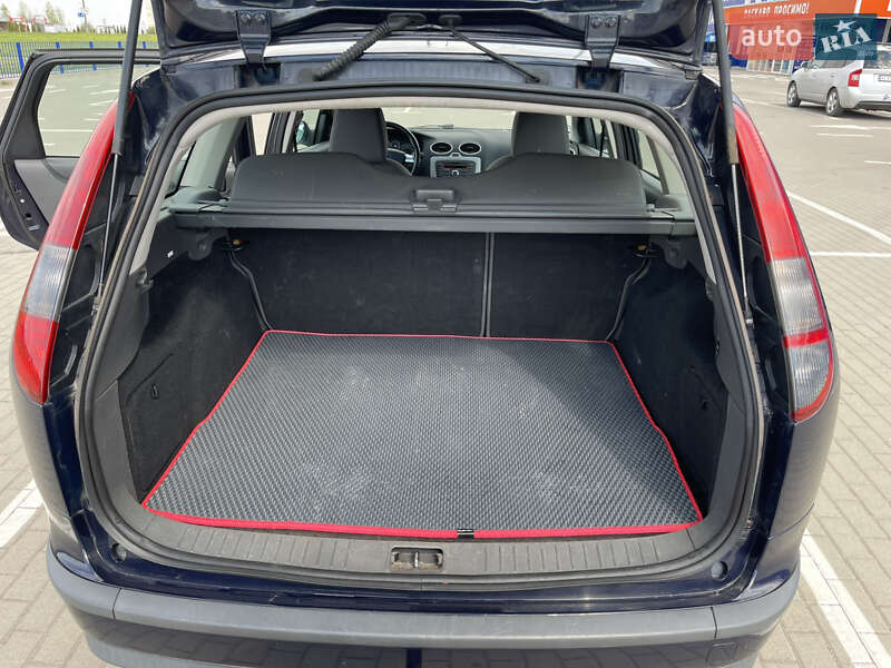Универсал Ford Focus 2007 в Нововолынске