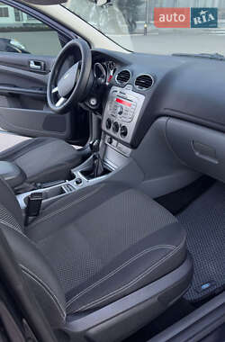 Седан Ford Focus 2008 в 