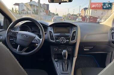 Седан Ford Focus 2017 в 