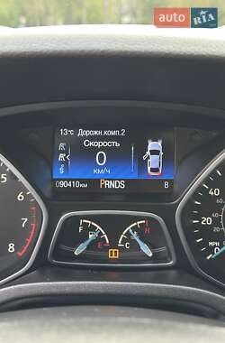 Хетчбек Ford Focus 2015 в 